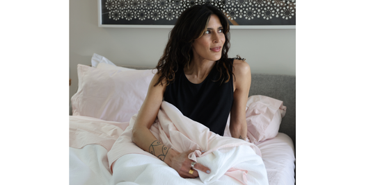 The Best Fabrics to Sleep In When You Have Night Sweats (and Why They Actually Work)